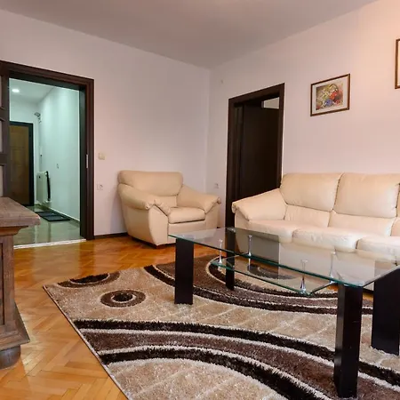 за гости римски терми * Kjustendil